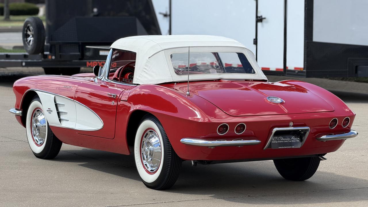 Chevrolet Corvette 2dr Convertible 1961
