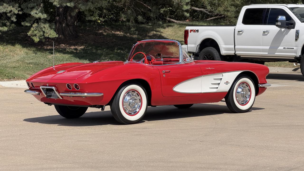 Chevrolet Corvette 2dr Convertible 1961