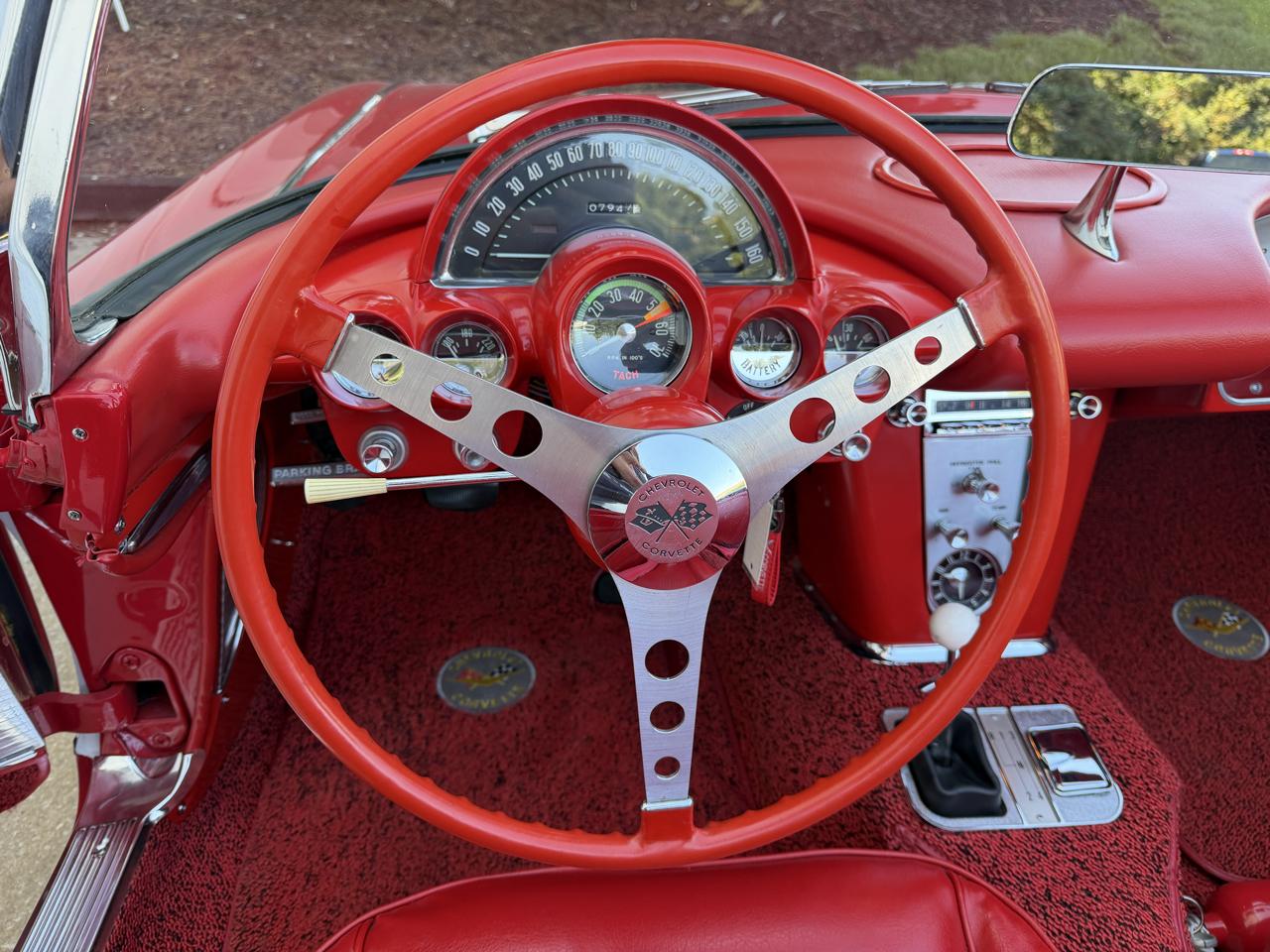 Chevrolet Corvette 2dr Convertible 1961