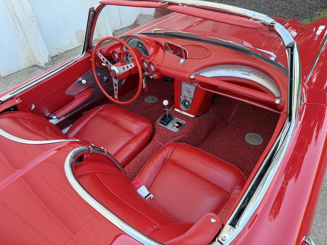 Chevrolet Corvette 2dr Convertible 1961