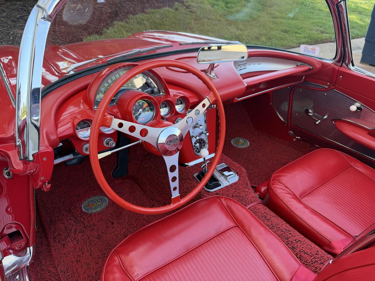 Chevrolet Corvette 2dr Convertible 1961