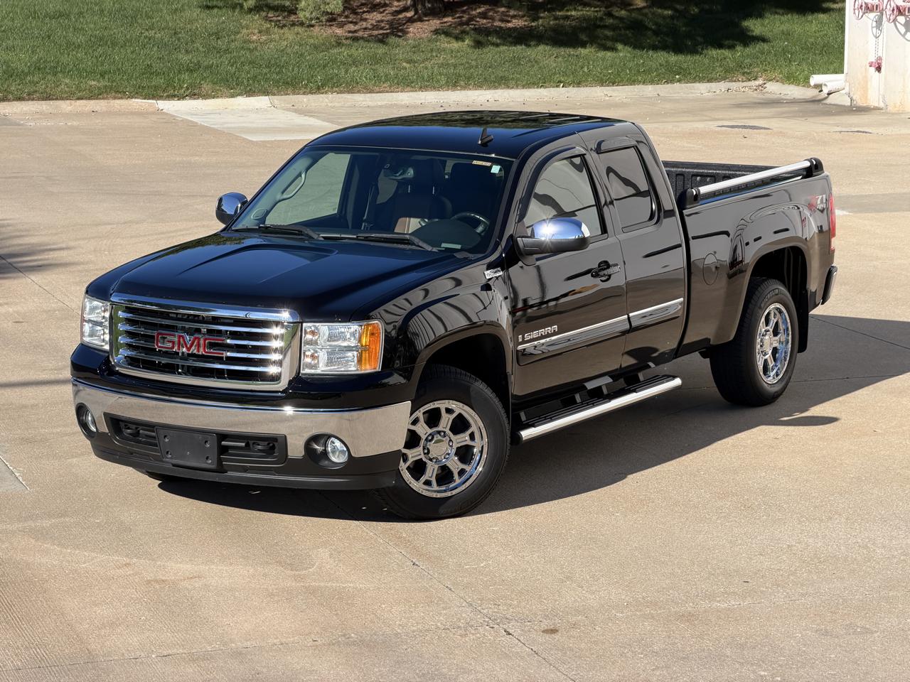 GMC Sierra 1500 4WD Ext Cab 143.5" SLT 2008