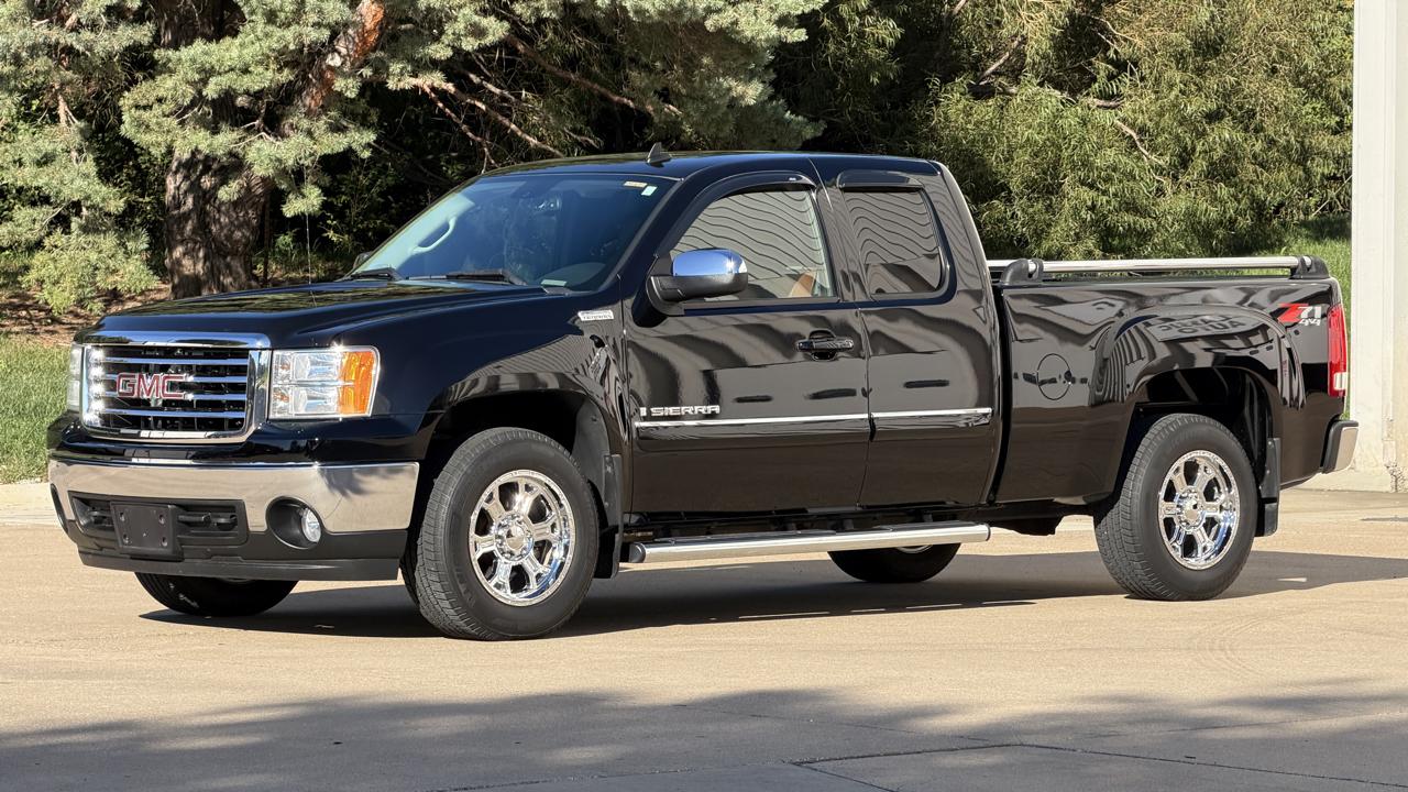 GMC Sierra 1500 4WD Ext Cab 143.5" SLT 2008