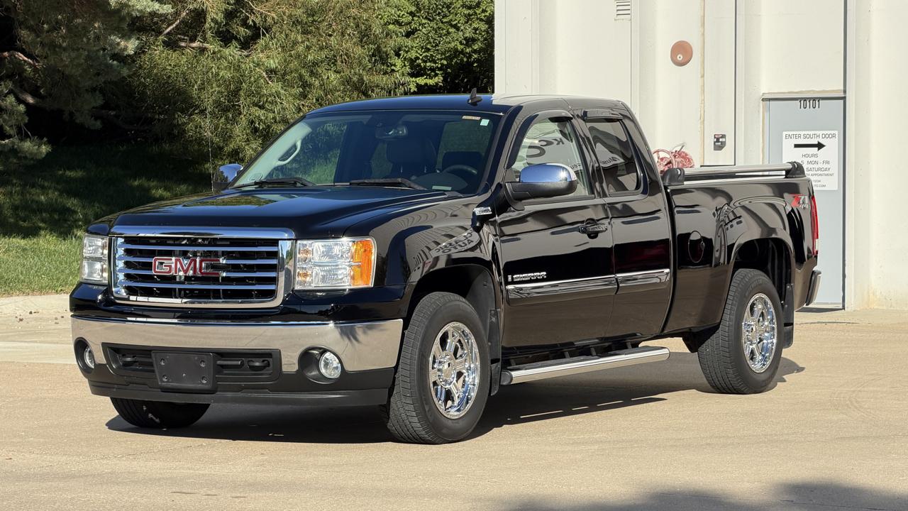 GMC Sierra 1500 4WD Ext Cab 143.5" SLT 2008