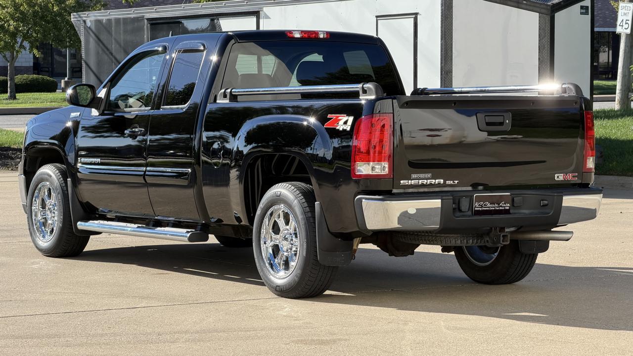 GMC Sierra 1500 4WD Ext Cab 143.5" SLT 2008