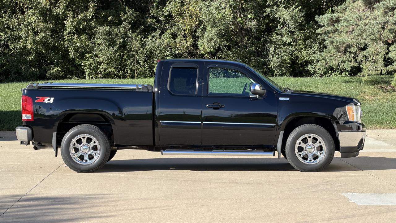 GMC Sierra 1500 4WD Ext Cab 143.5" SLT 2008