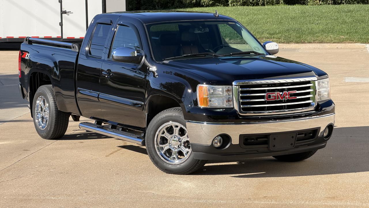 GMC Sierra 1500 4WD Ext Cab 143.5" SLT 2008