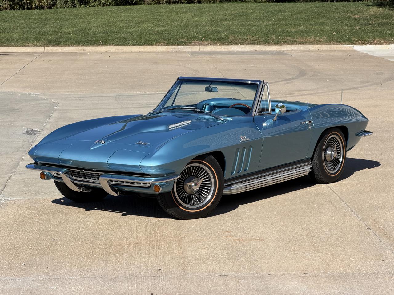 Chevrolet Corvette  1966