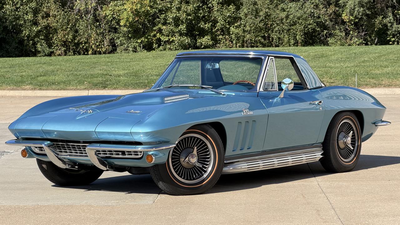 Chevrolet Corvette  1966