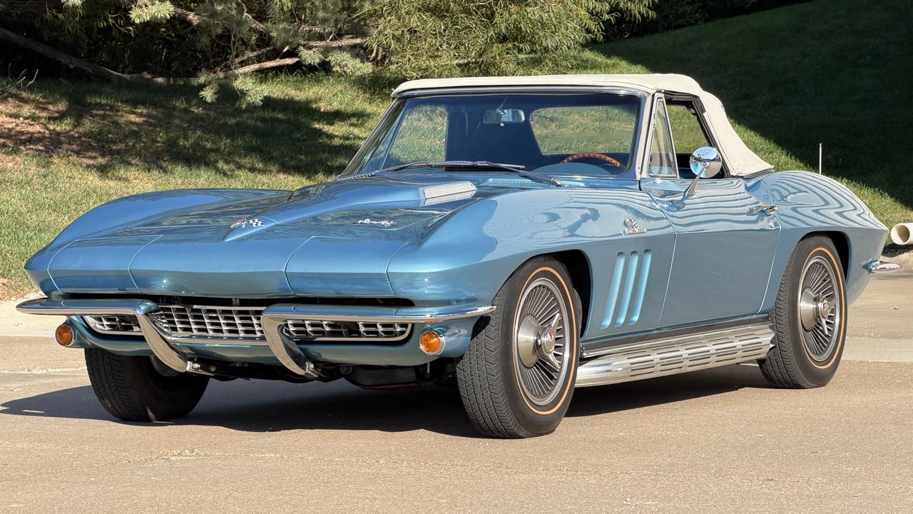 Chevrolet Corvette  1966