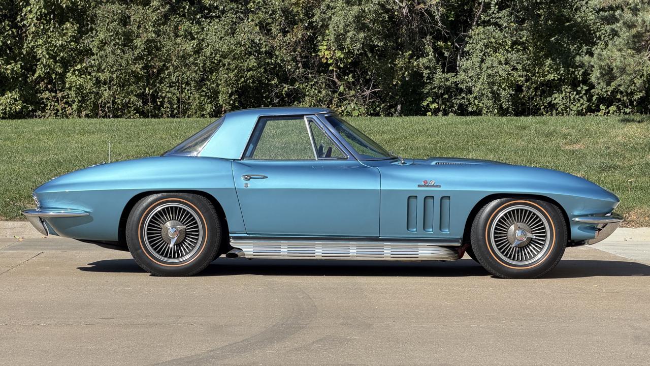 Chevrolet Corvette  1966