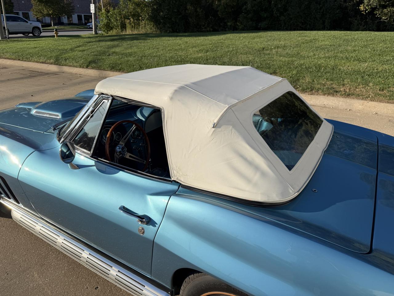 Chevrolet Corvette  1966