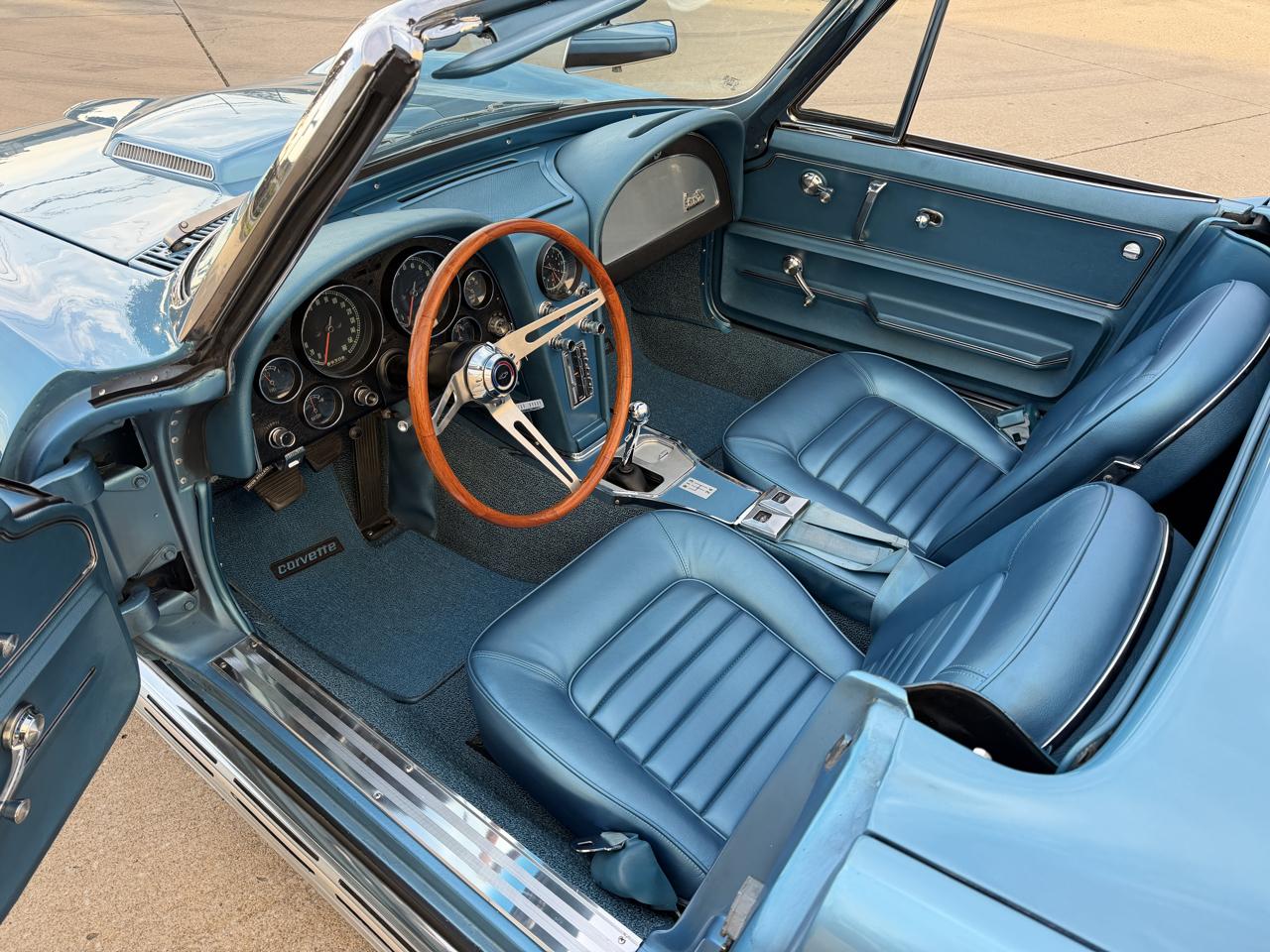 Chevrolet Corvette  1966