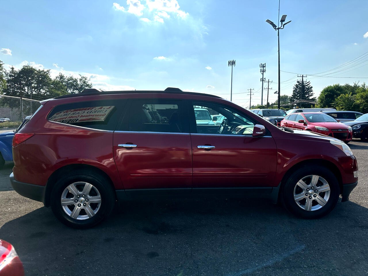 2012 Chevrolet Traverse 1LT photo 6