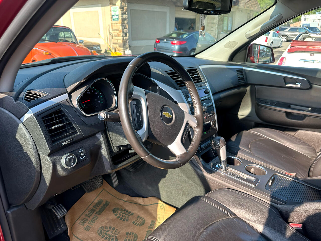 2012 Chevrolet Traverse 1LT photo 14