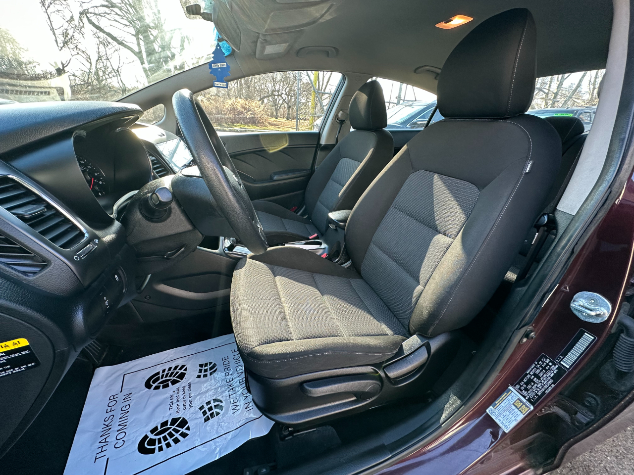 Kia Forte LX 4D Sedan 2017