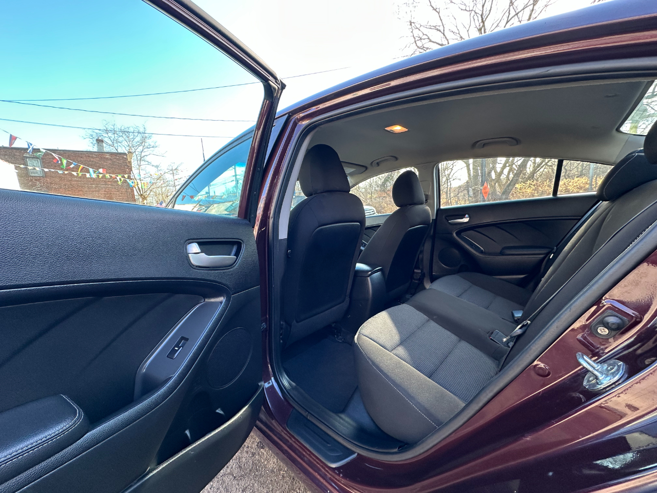 Kia Forte LX 4D Sedan 2017