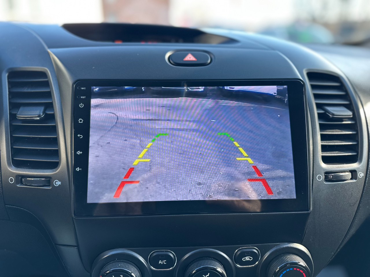 Kia Forte LX 4D Sedan 2017