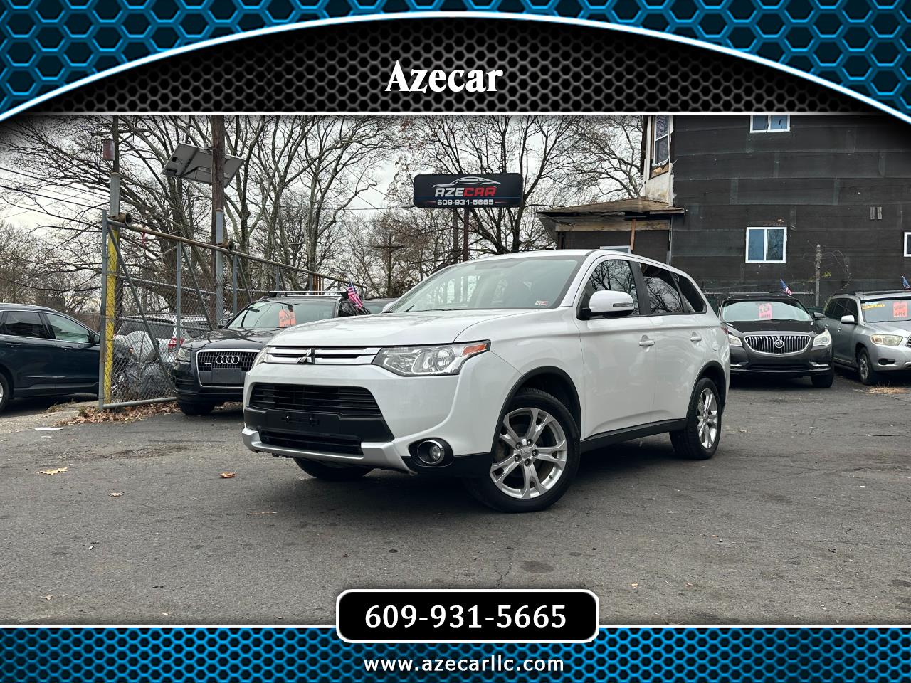 2015 Mitsubishi Outlander SE's photo