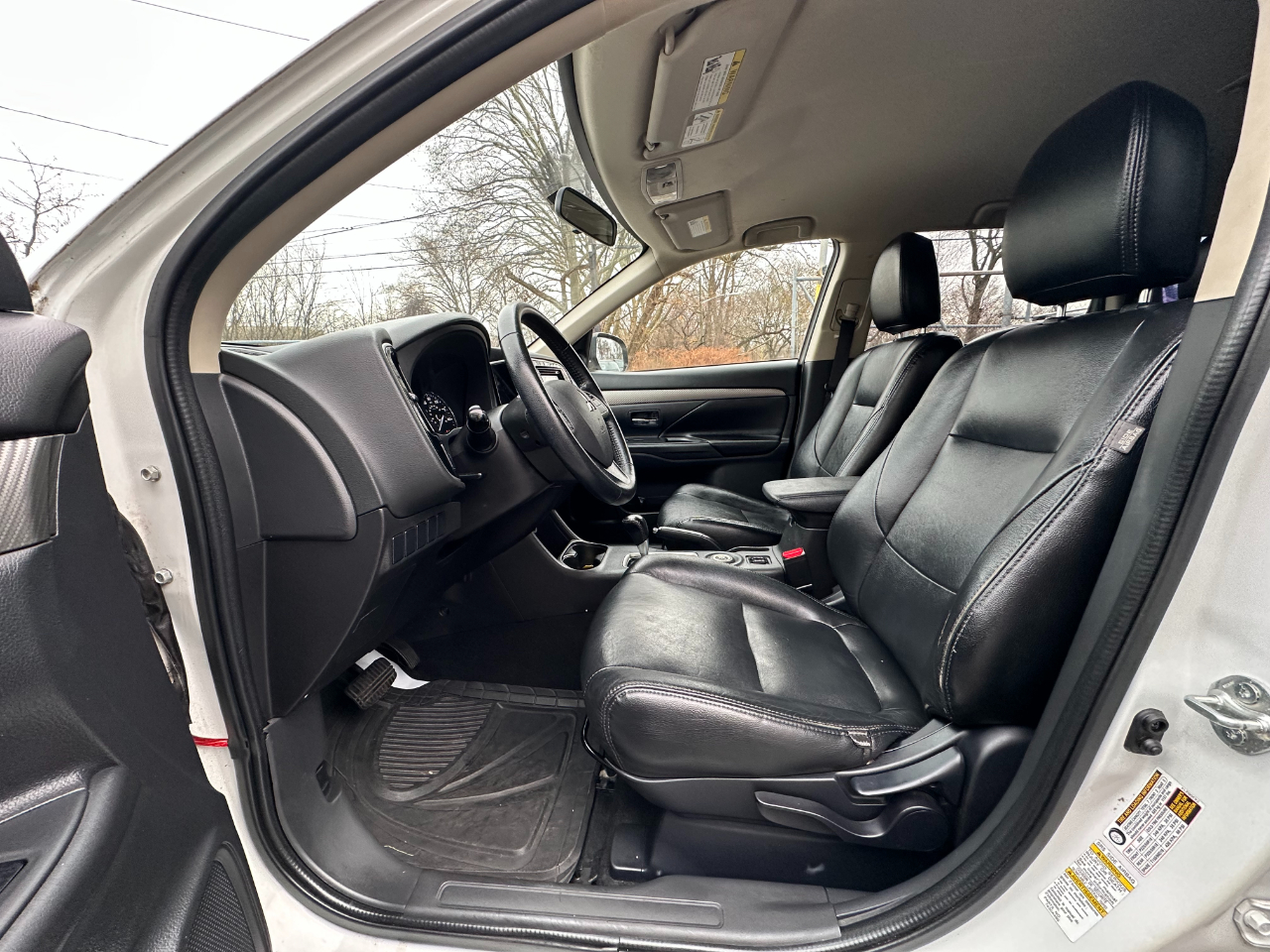 Mitsubishi Outlander SE 2015