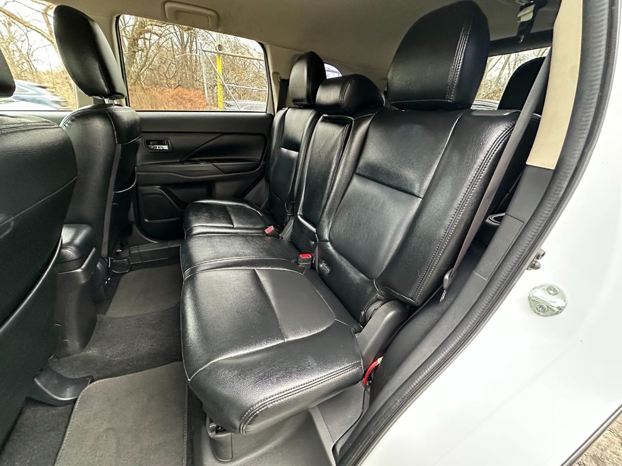 Mitsubishi Outlander SE 2015