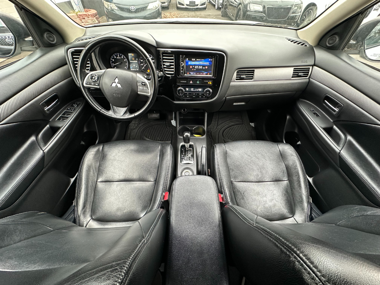 Mitsubishi Outlander SE 2015