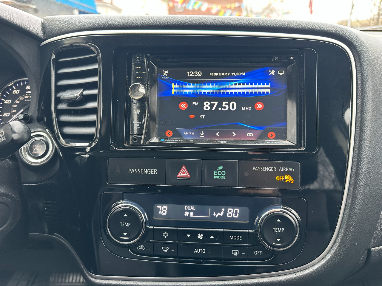 Mitsubishi Outlander SE 2015