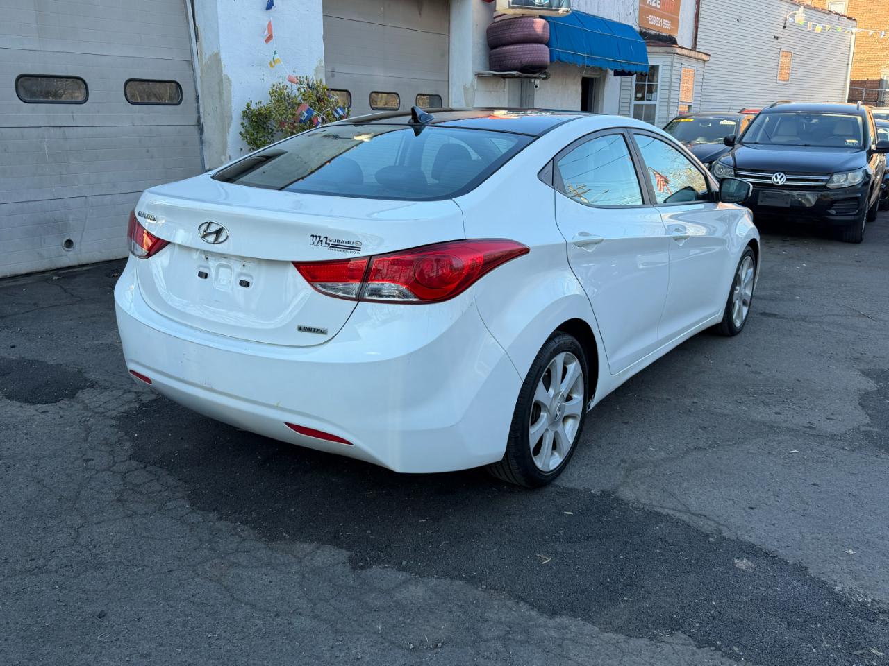 Hyundai Elantra Limited 2012