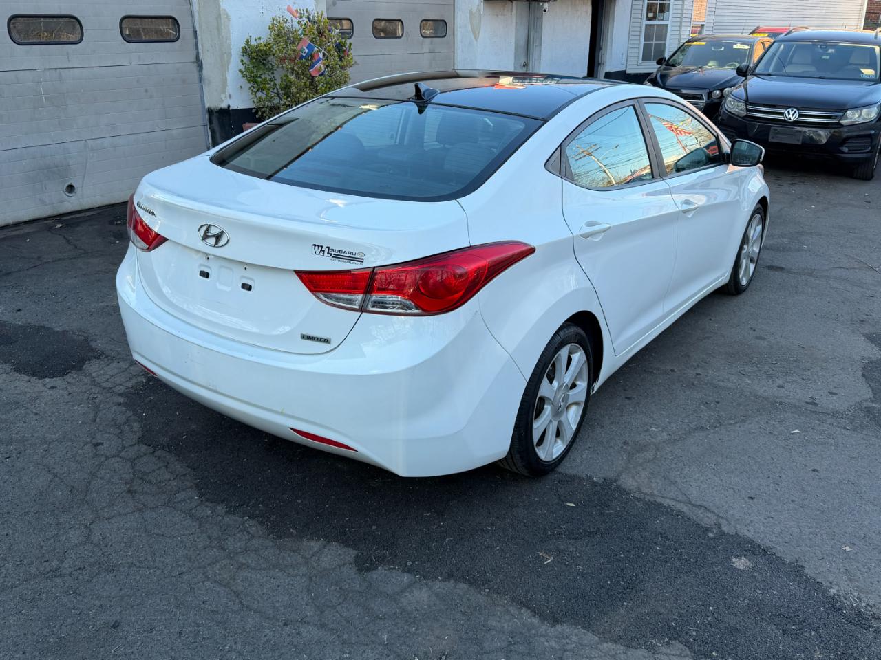 Hyundai Elantra Limited 2012