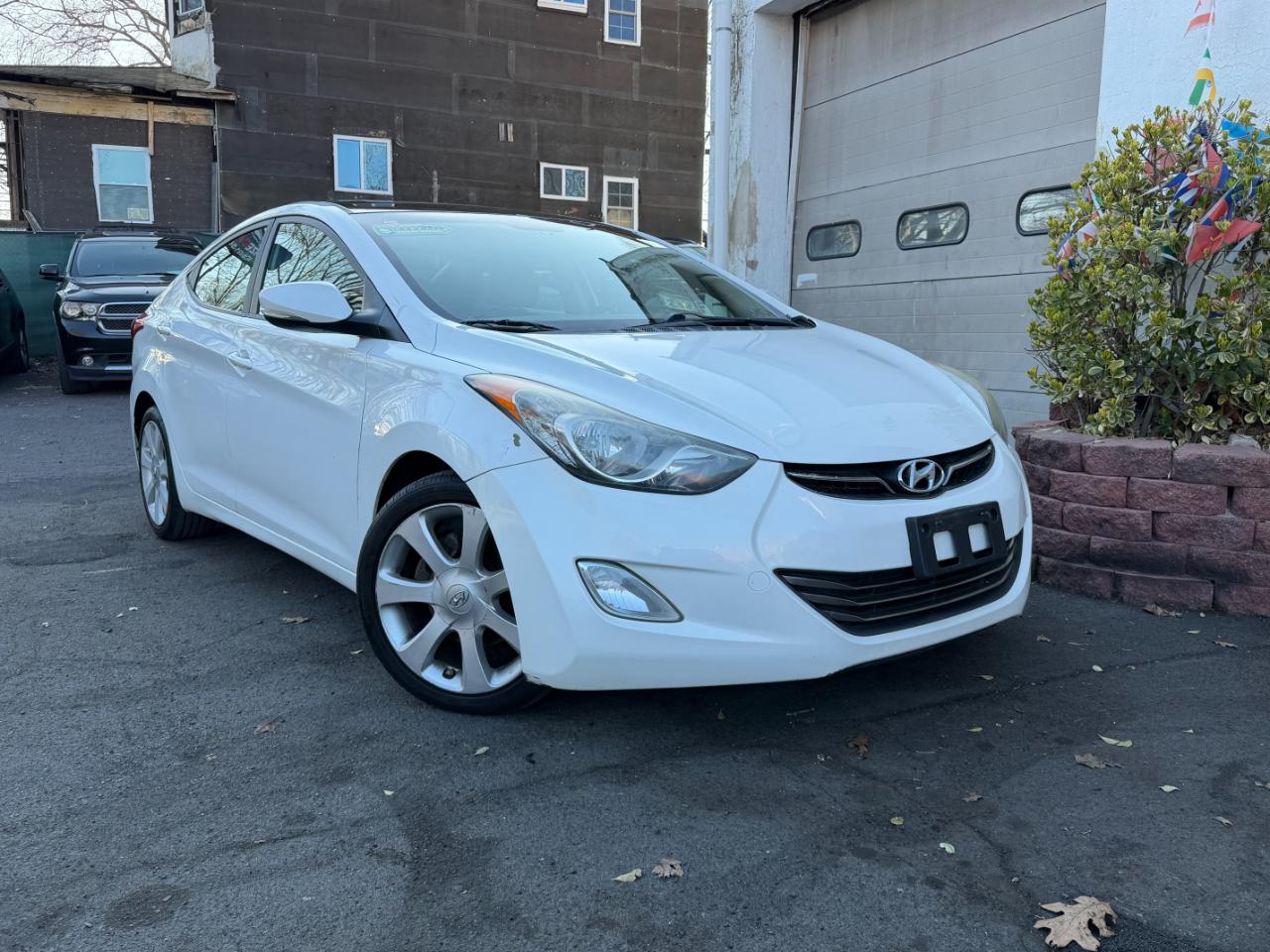Hyundai Elantra Limited 2012