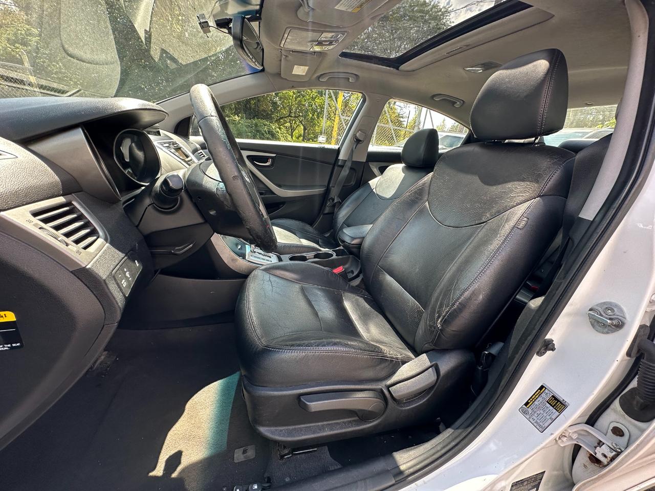 Hyundai Elantra Limited 2012