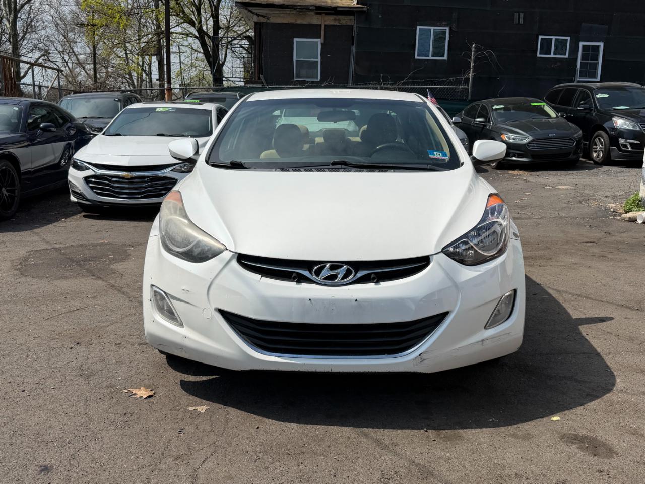 Hyundai Elantra GLS 4-Door 2013