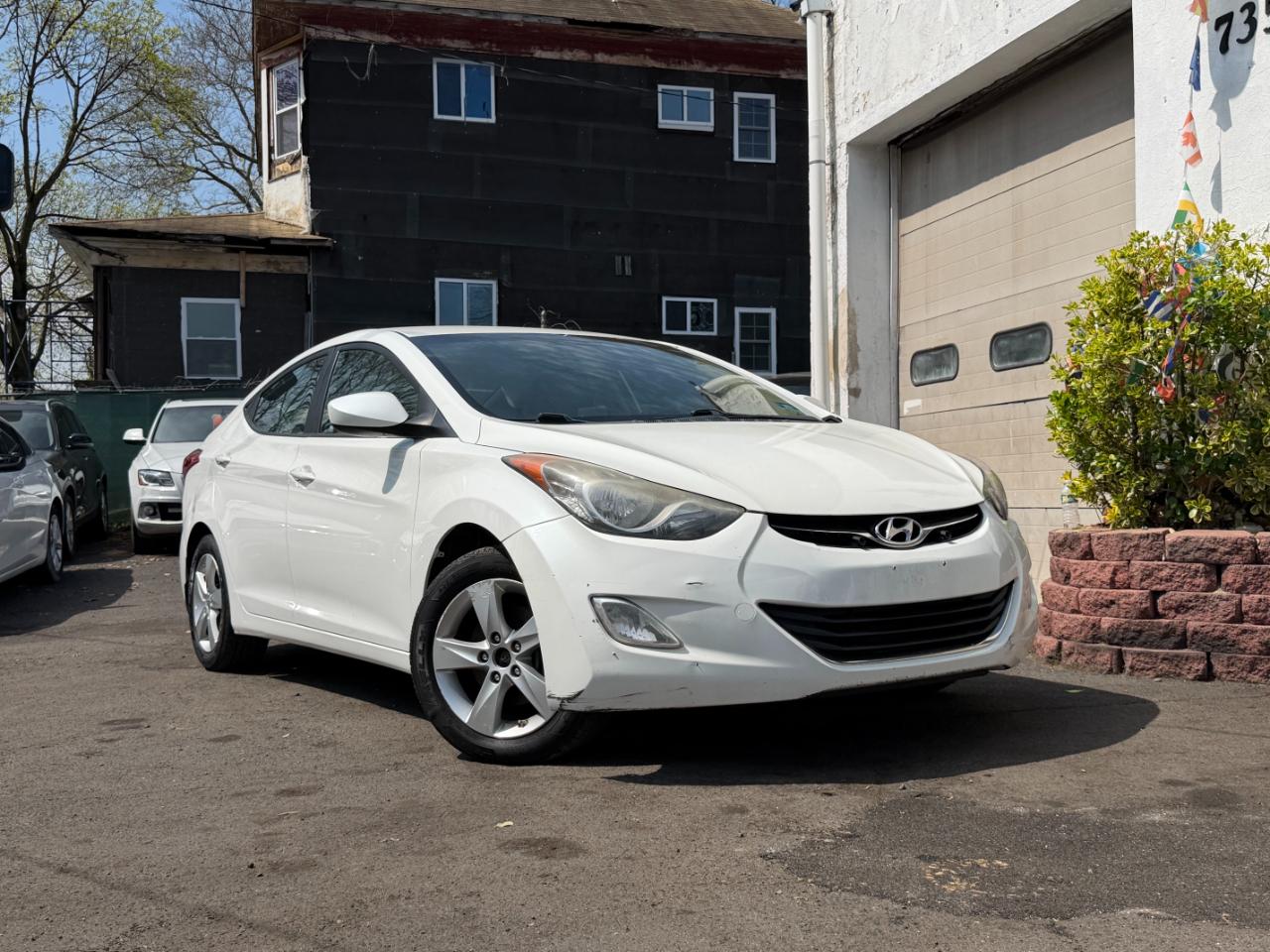 Hyundai Elantra GLS 4-Door 2013