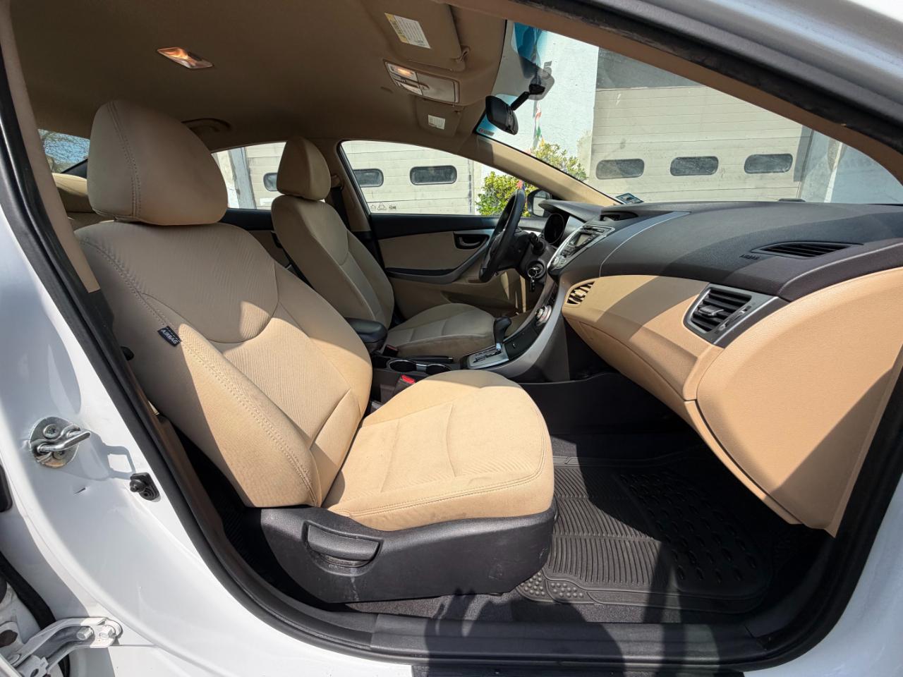 Hyundai Elantra GLS 4-Door 2013