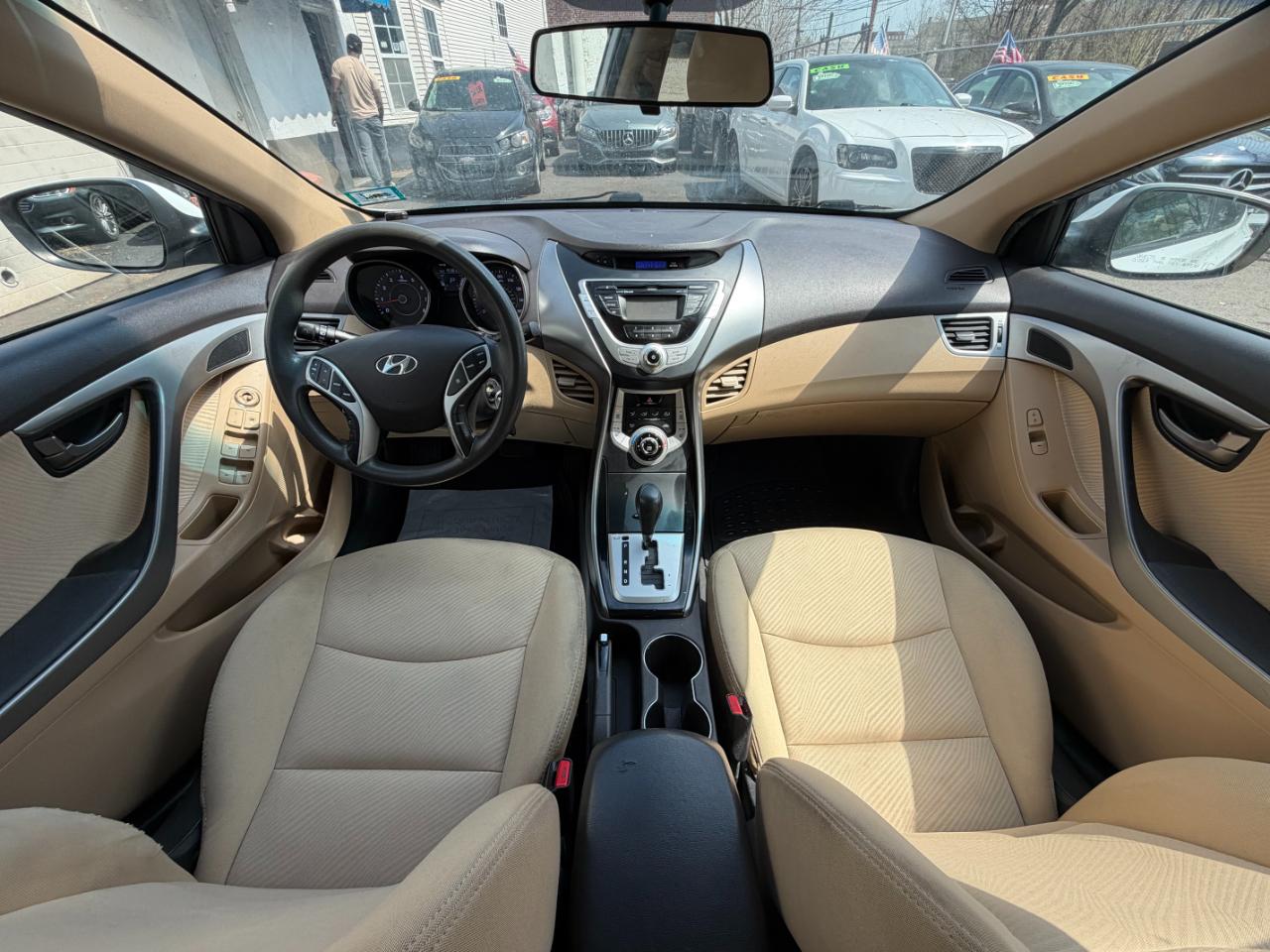 Hyundai Elantra GLS 4-Door 2013