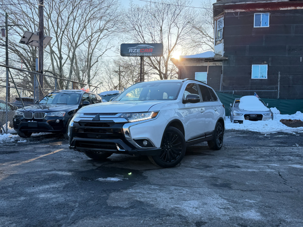 Mitsubishi Outlander LE FWD 2020