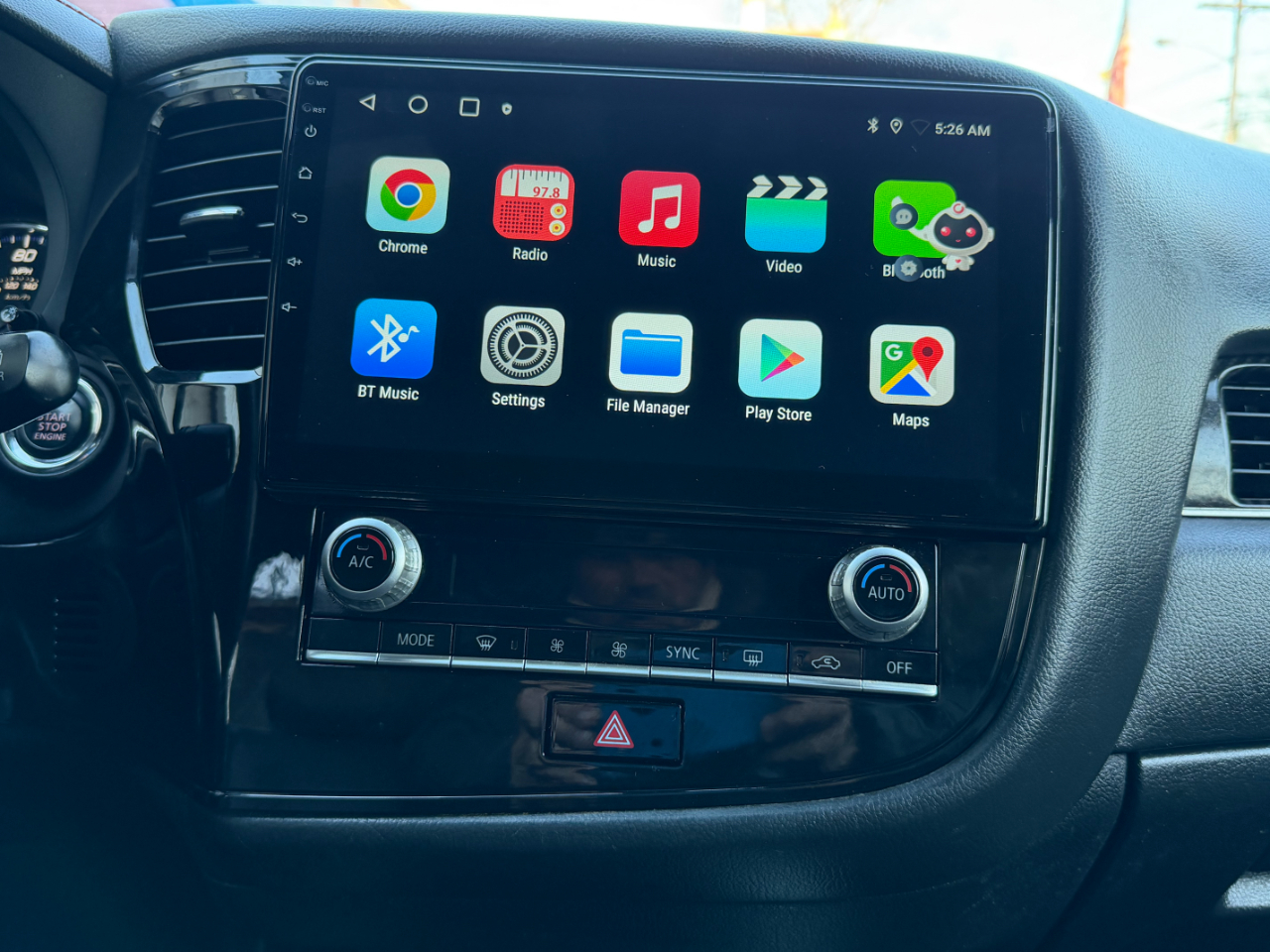 Mitsubishi Outlander LE FWD 2020