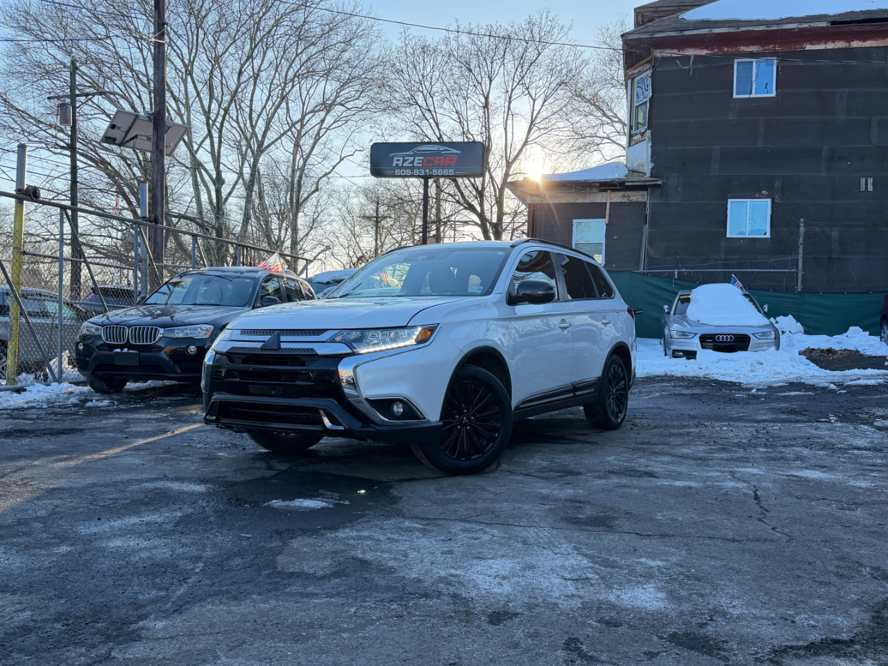 Mitsubishi Outlander LE FWD 2020