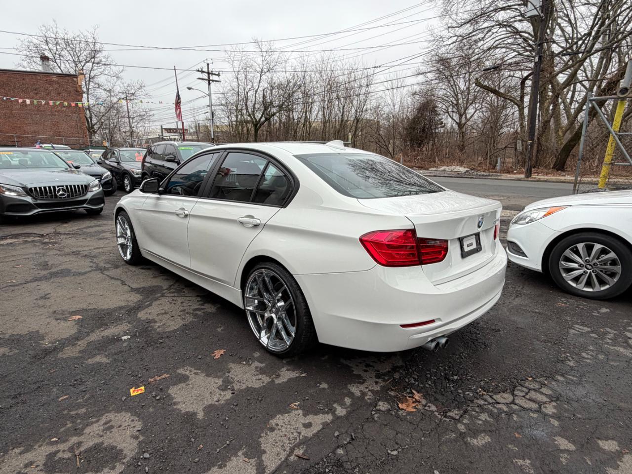 BMW 3-Series 328i SULEV 2014