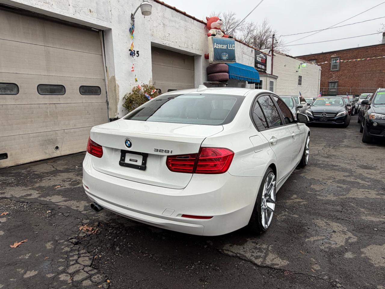 BMW 3-Series 328i SULEV 2014