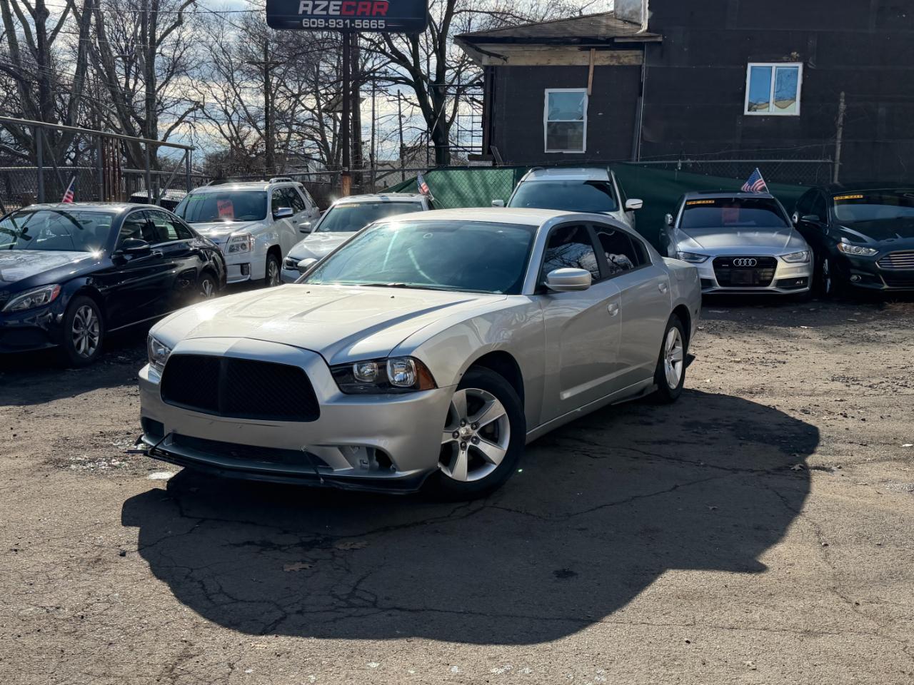 Dodge Charger SE 2012