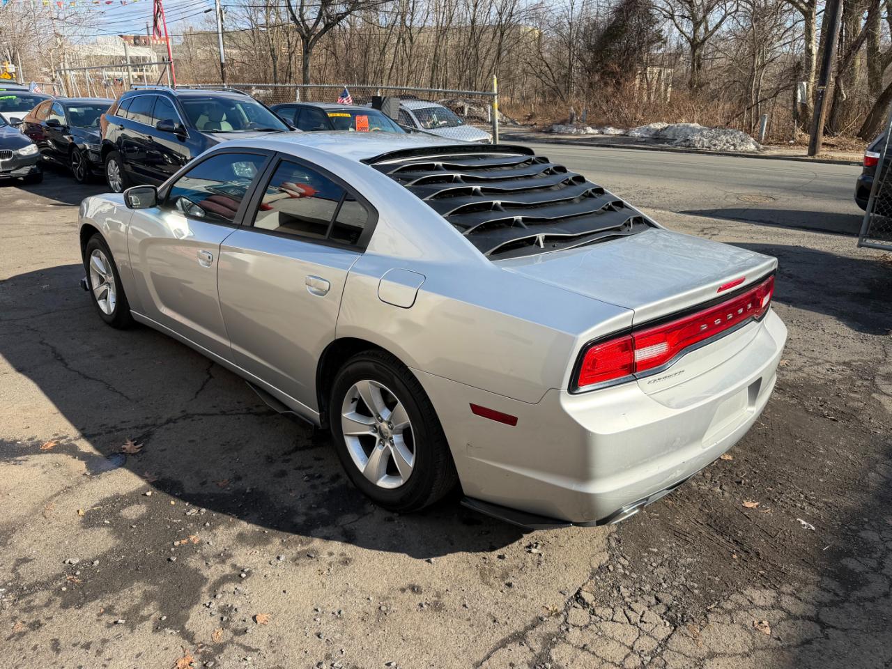 Dodge Charger SE 2012
