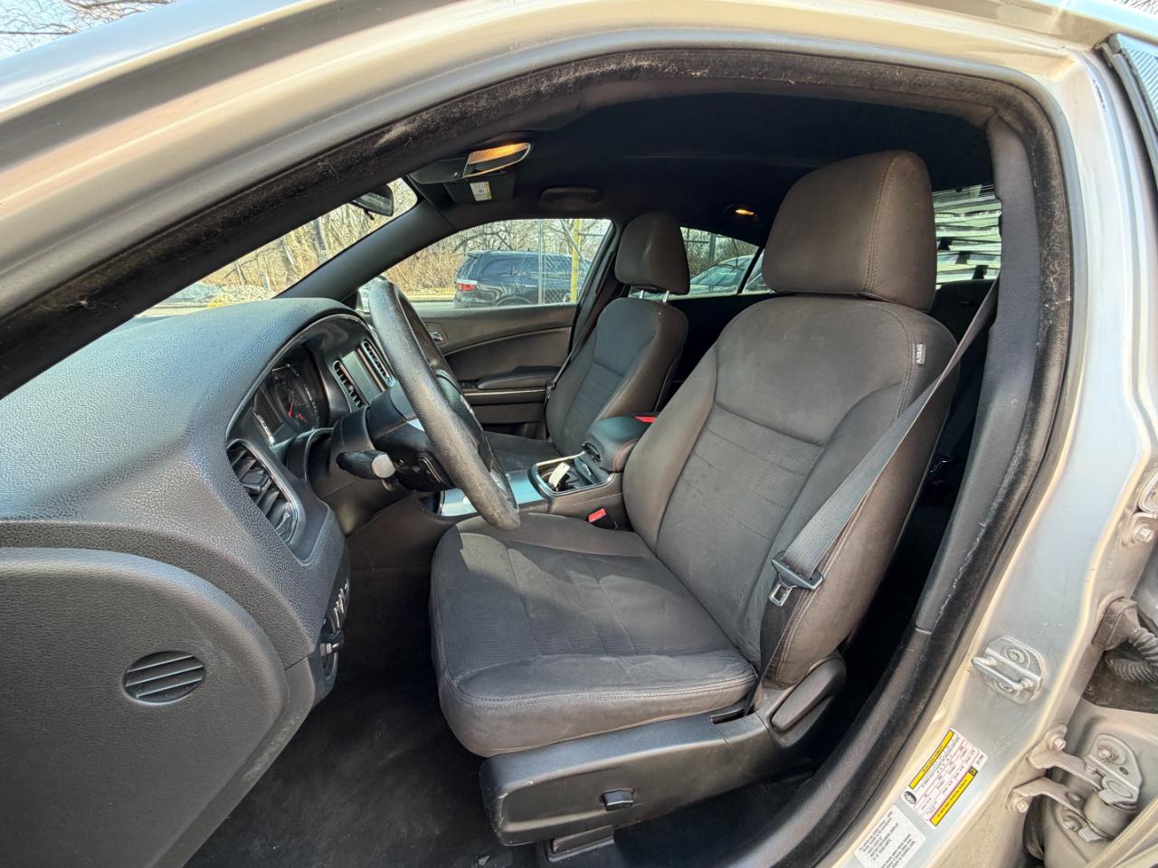 Dodge Charger SE 2012