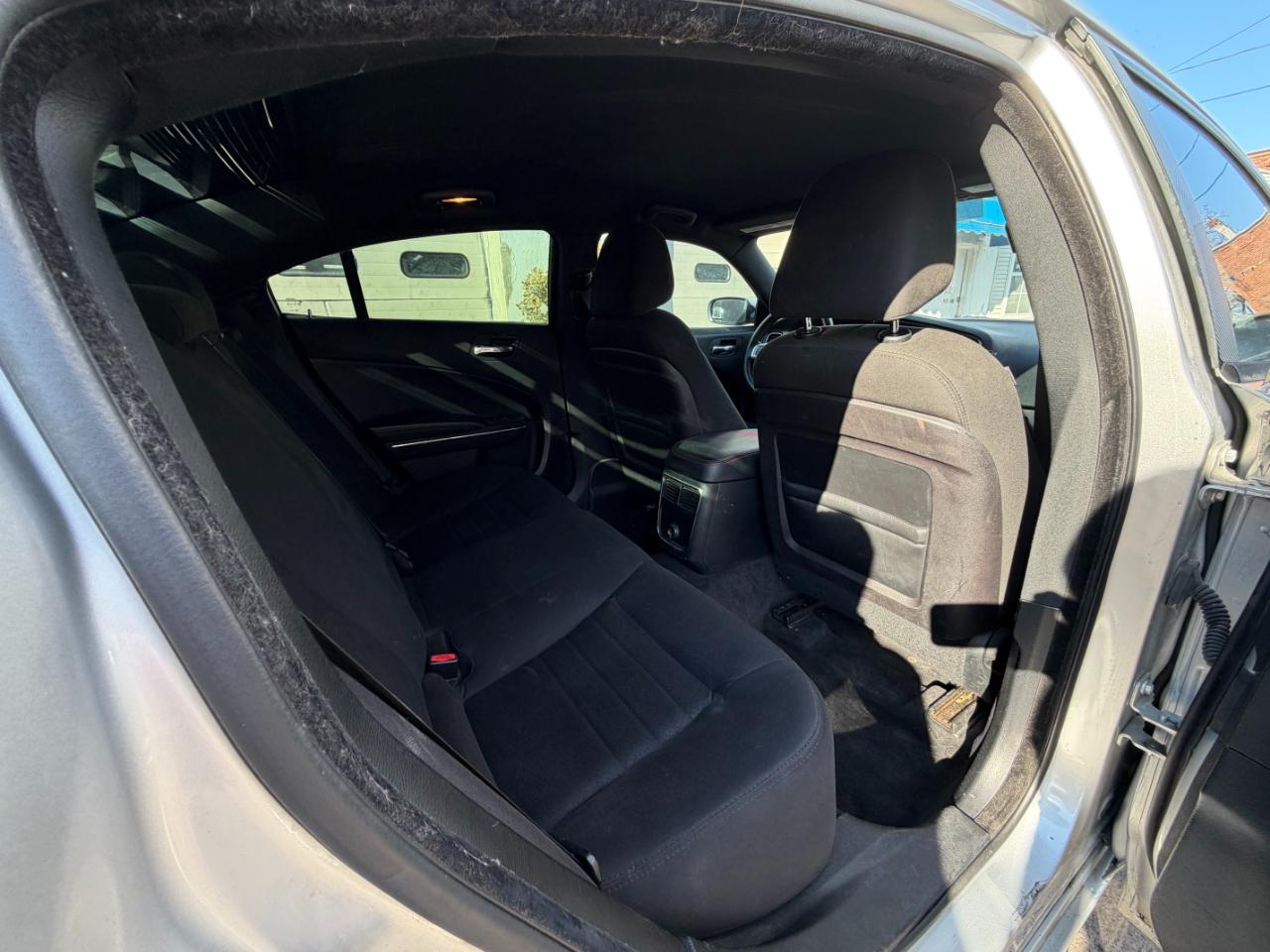 Dodge Charger SE 2012