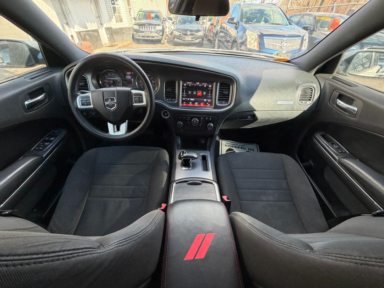 Dodge Charger SE 2012