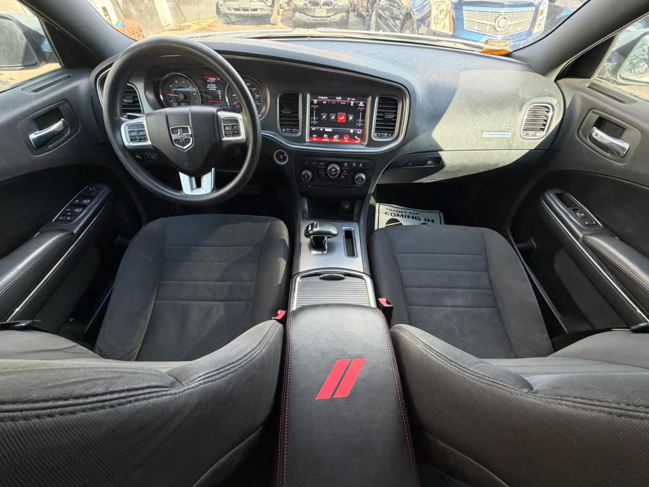 Dodge Charger SE 2012