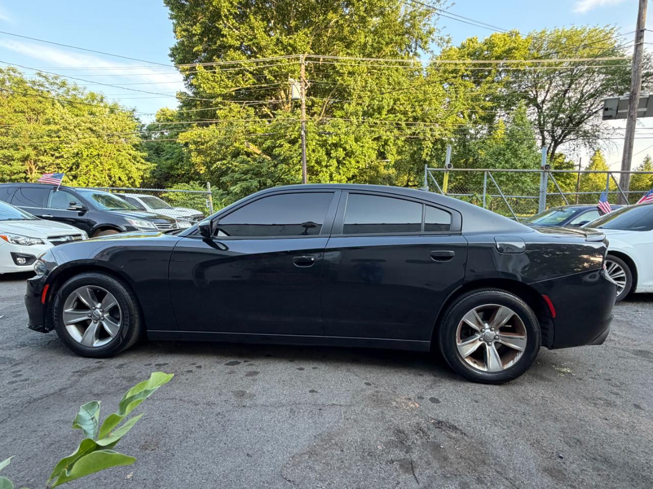 Dodge Charger SE 2015