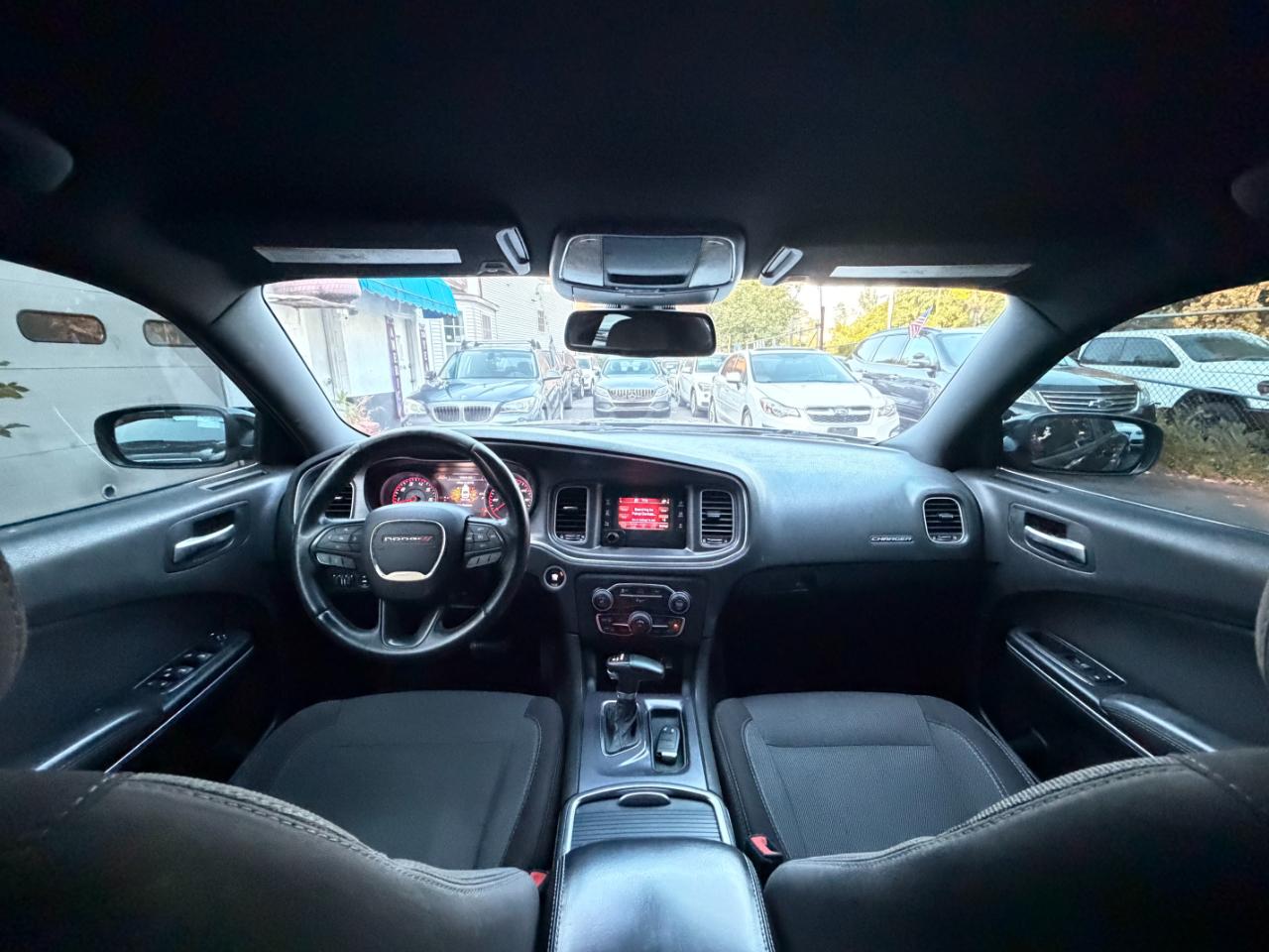 Dodge Charger SE 2015