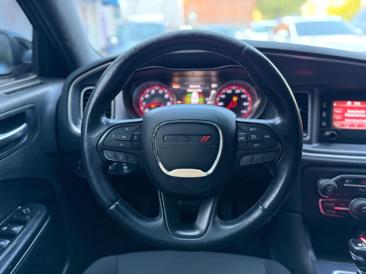 Dodge Charger SE 2015