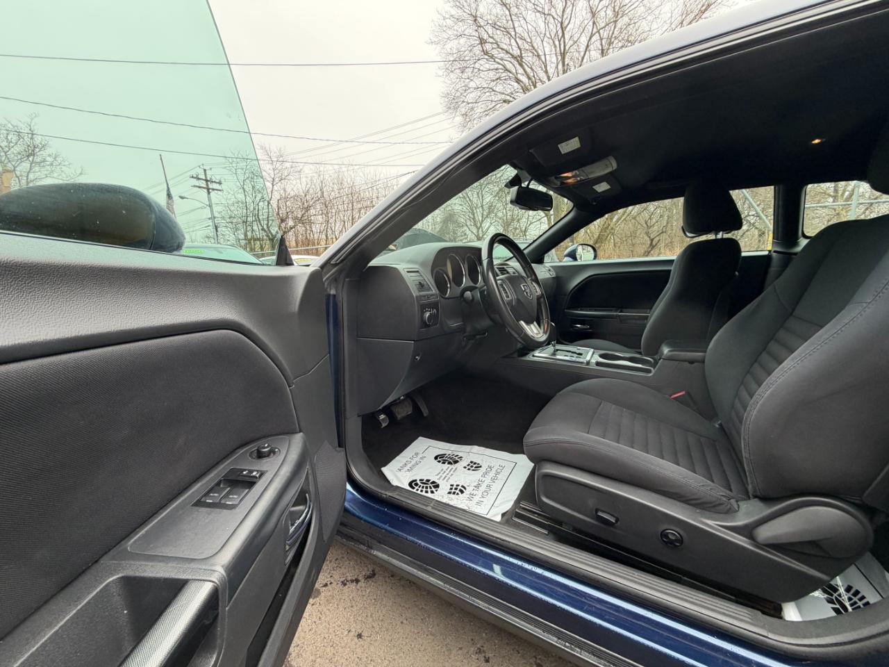 Dodge Challenger SXT 2014